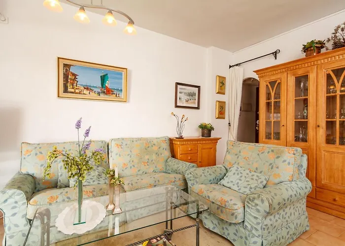 Carabeo 22 Casasol * Nerja